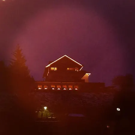 Отель Zur Schmiede 3*